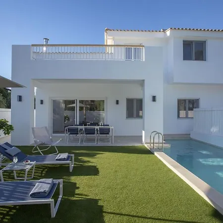 The Quad Luxury Lygia (Lefkada)