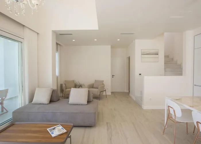 The Quad Luxury Βίλα