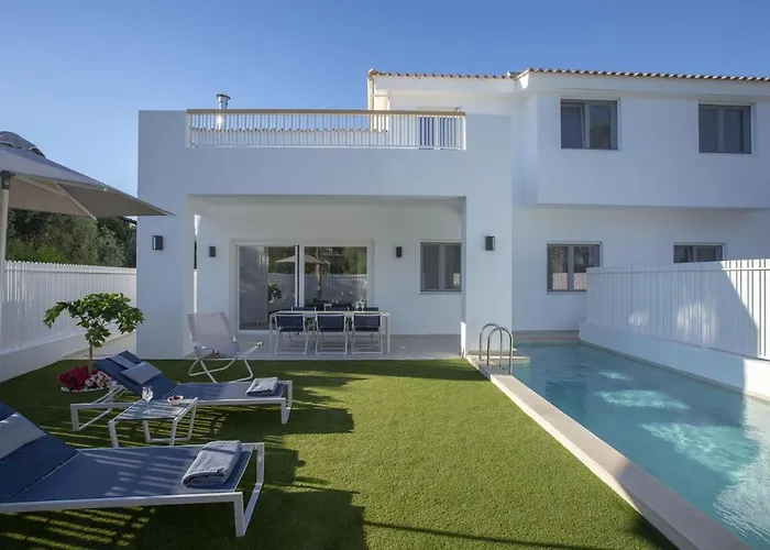 The Quad Luxury Lygia (Lefkada)